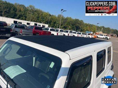 Used 2024 Jeep Wrangler Sahara w/ Technology Group image 10