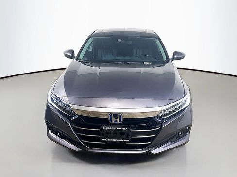 Used 2022 Honda Accord Touring image 2