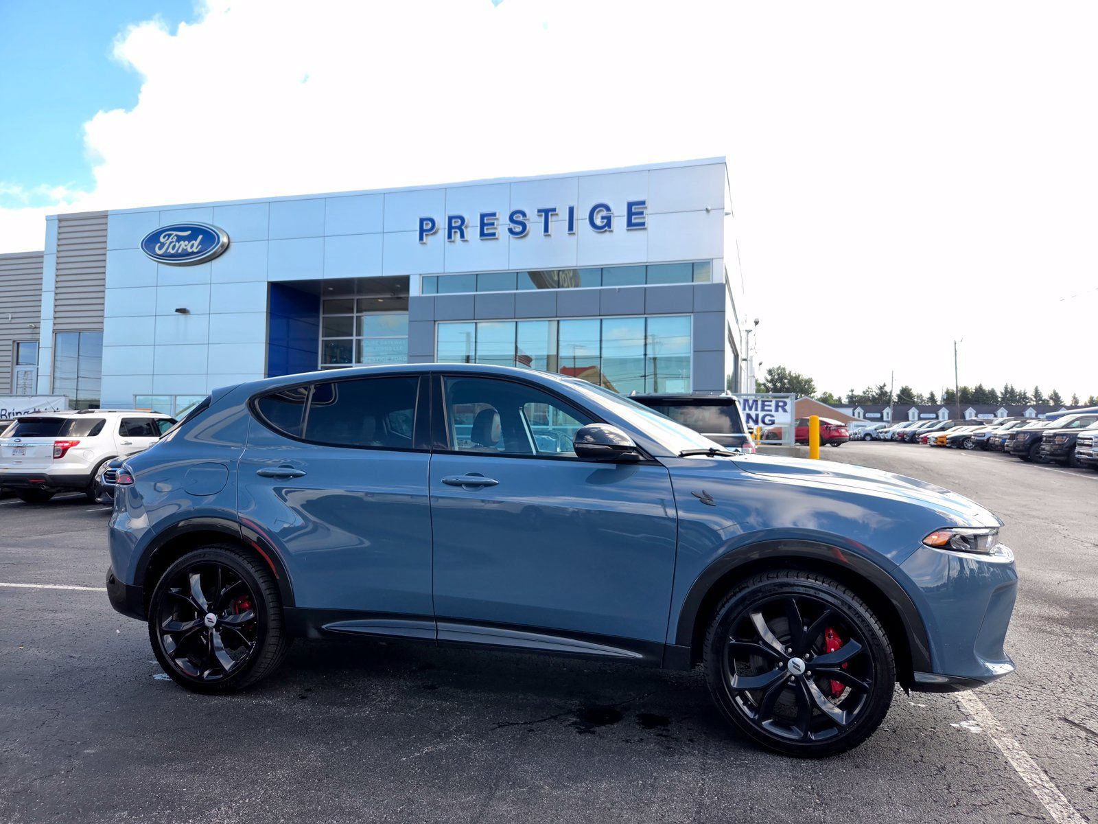 Used 2024 Dodge Hornet R/T Plus AWD/4WD image 2