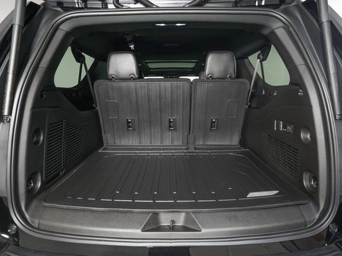 Used 2026 GMC Yukon XL AT4 Ultimate image 13