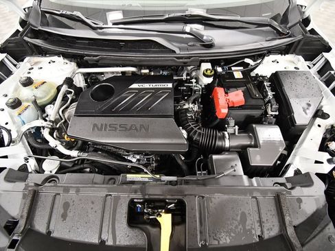 Used 2023 Nissan Rogue SV AWD/4WD image 12