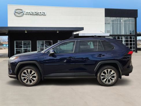 Used 2025 Toyota RAV4 XLE Premium FWD image 3