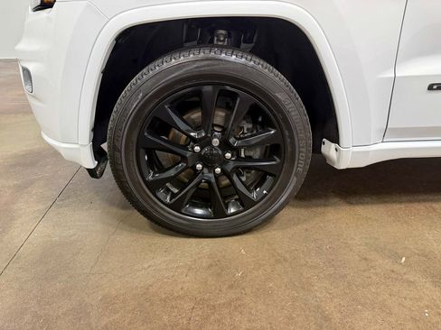 Used 2022 Jeep Grand Cherokee Altitude image 88