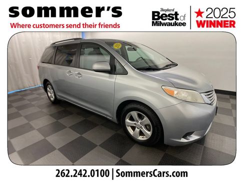 Used 2015 Toyota Sienna LE FWD image 6