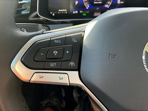 New 2026 Volkswagen Jetta SE FWD image 22