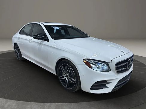 Used 2019 Mercedes-Benz E 300 4MATIC image 3