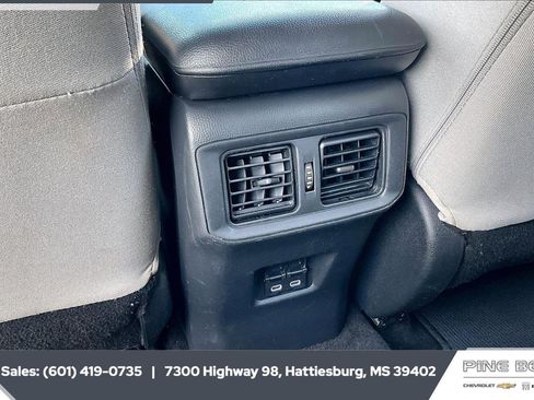 Used 2023 Toyota RAV4 XLE w/ Convenience Package FWD image 27