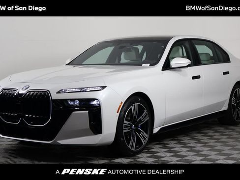 Used 2025 BMW 760i xDrive w/ Executive Package AWD/4WD image 1