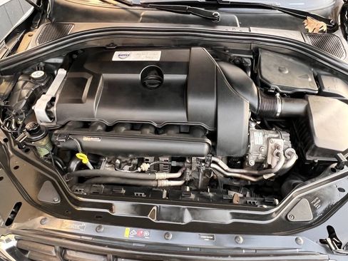 Used 2013 Volvo XC60 T6 AWD/4WD image 18