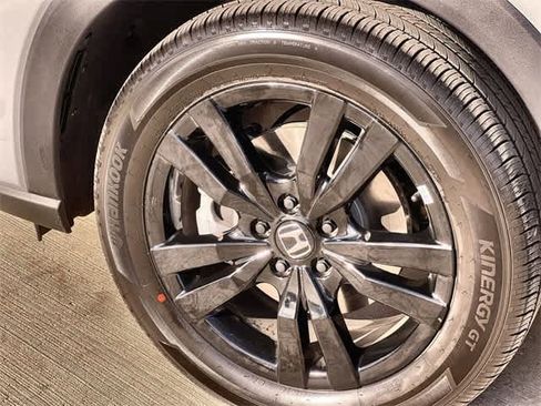 Certified 2026 Honda HR-V Sport image 9