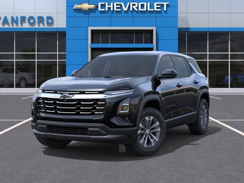 New 2026 Chevrolet Equinox LT w/ Convenience Package II AWD/4WD image 6