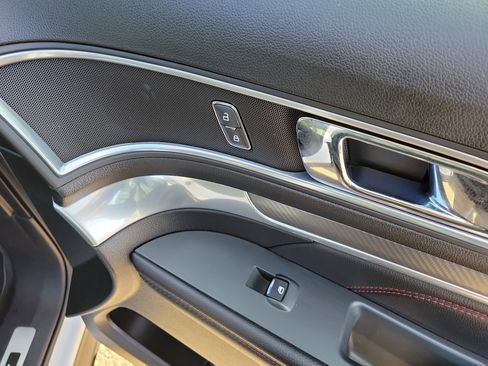 Used 2016 Ford Explorer Sport w/ Equipment Group 401A image 11