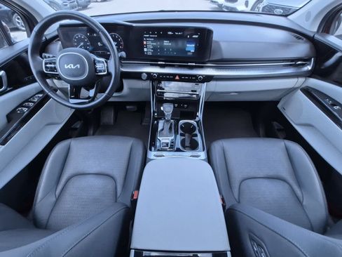 Used 2024 Kia Carnival SX Prestige FWD image 15