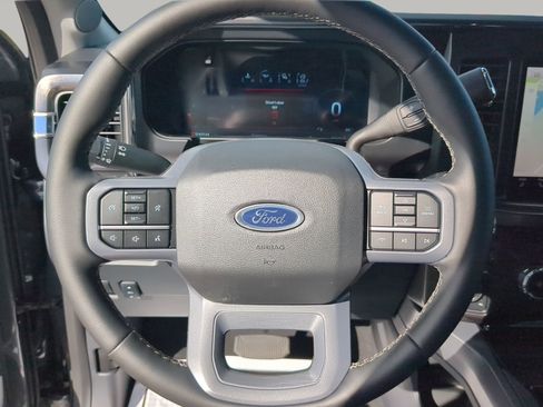 New 2026 Ford F250 Lariat w/ Black Appearance Package AWD/4WD image 64