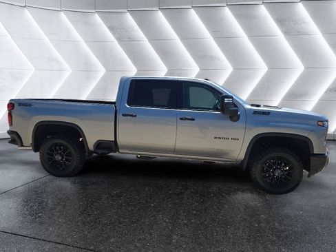 New 2026 Chevrolet Silverado 2500 LTZ w/ Trail Boss Package AWD/4WD image 4