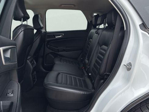 Used 2024 Ford Edge SEL AWD/4WD image 15