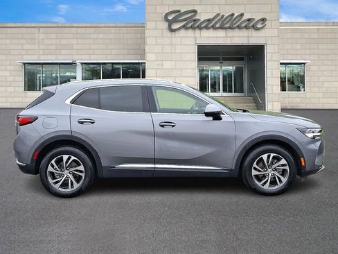 Used 2022 Buick Envision Essence w/ Technology Package I image 8