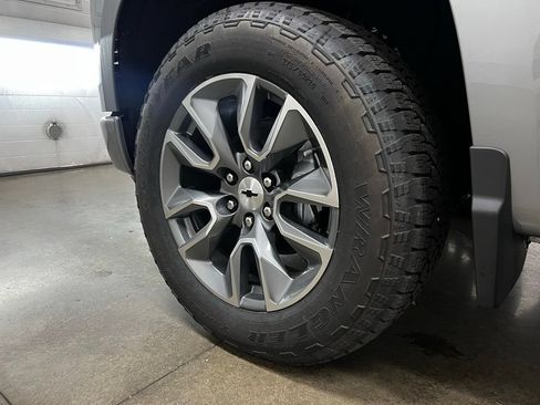 New 2026 Chevrolet Silverado 1500 RST w/ Convenience Package II AWD/4WD image 15