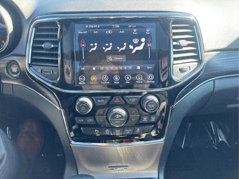 Used 2019 Jeep Grand Cherokee Limited w/ Luxury Group II image 14