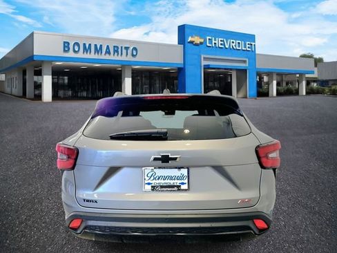 New 2026 Chevrolet Trax RS w/ Driver Confidence Package FWD image 4