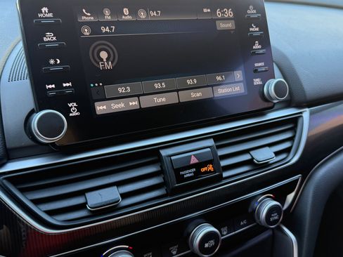 Used 2019 Honda Accord Sport image 23