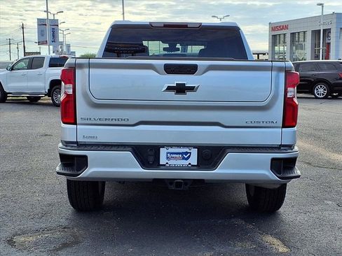 Used 2022 Chevrolet Silverado 1500 Custom w/ Safety Confidence Package image 6