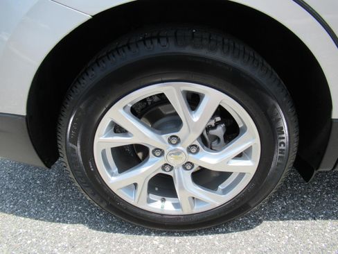 Used 2020 Chevrolet Equinox Premier FWD image 8
