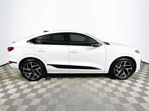 New 2027 Audi SQ6 e-tron Premium Plus AWD/4WD image 8