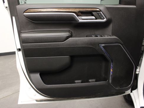Used 2023 GMC Sierra 1500 SLE w/ Max Trailering Package AWD/4WD image 19