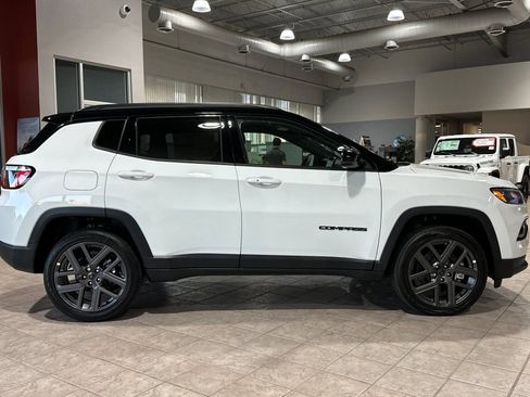 New 2026 Jeep Compass Limited image 8