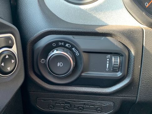 Used 2024 Jeep Wrangler Unlimited Sport AWD/4WD image 22