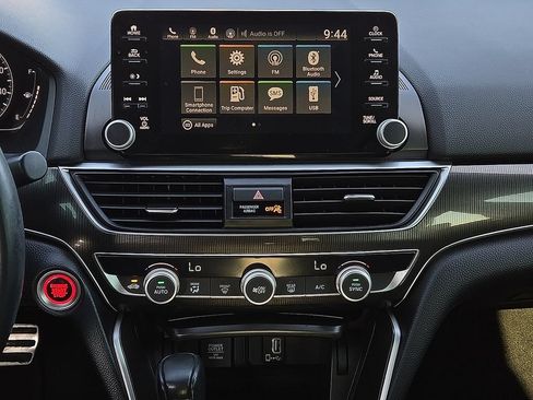 Used 2019 Honda Accord Sport image 11
