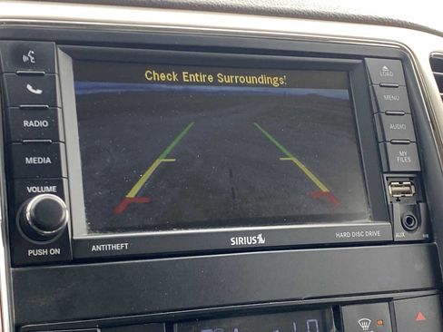 Used 2013 Jeep Grand Cherokee Laredo image 26