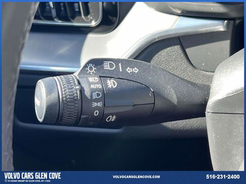 Used 2023 Volvo XC60 B5 Core w/ Climate Package image 23