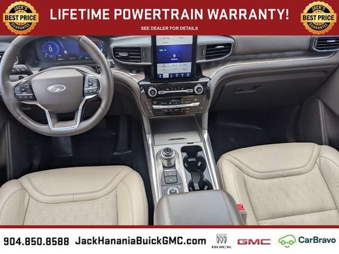 Used 2021 Ford Explorer Platinum w/ Equipment Group 601A AWD/4WD image 16
