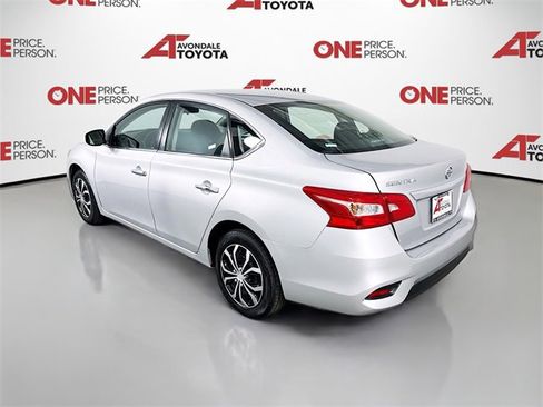 Used 2018 Nissan Sentra S image 5