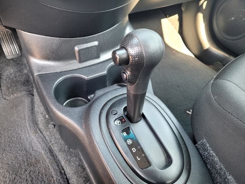 Used 2017 Nissan Versa S Plus FWD image 22
