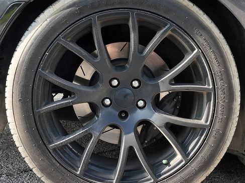 Used 2019 Dodge Charger Scat Pack RWD image 12