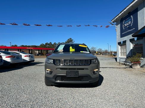Used 2019 Jeep Compass Limited image 8