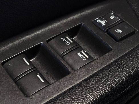 Used 2017 Honda Pilot EX-L image 27