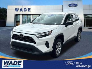 Used 2023 Toyota RAV4 LE AWD/4WD video 1