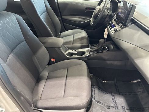 Used 2023 Toyota Corolla LE w/ Carpet Mat Package (TMS) FWD image 17