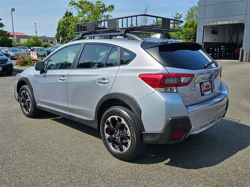 Used 2022 Subaru Crosstrek 2.0i Premium image 7
