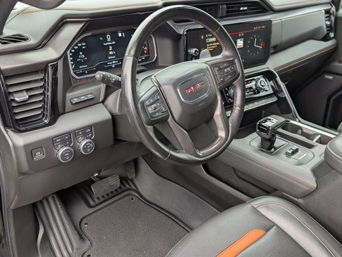 Used 2023 GMC Sierra 1500 AT4 w/ Technology Package image 4