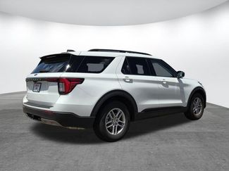 New 2026 Ford Explorer Active RWD video 2