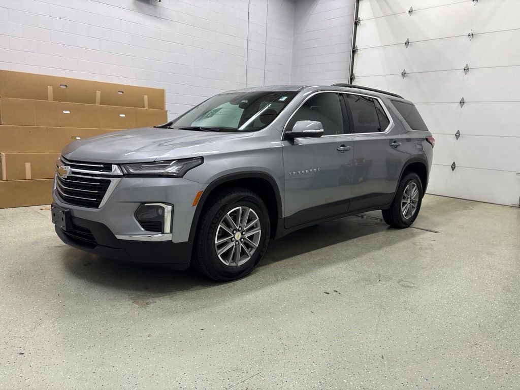 Used 2023 Chevrolet Traverse LT AWD/4WD image 8