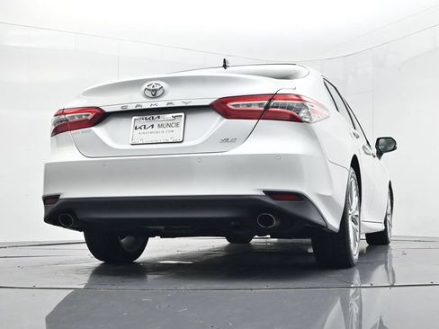 Used 2018 Toyota Camry XLE FWD image 42