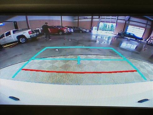 Used 2017 Toyota Camry SE FWD image 29