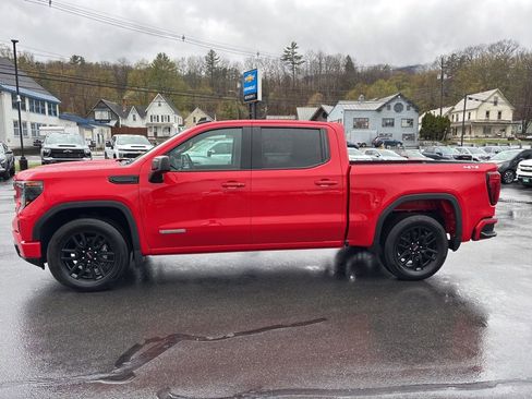 Used 2024 GMC Sierra 1500 Elevation AWD/4WD image 2