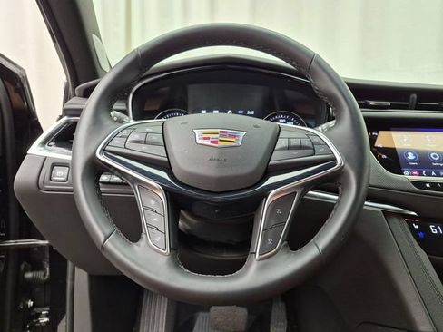 Used 2026 Cadillac XT5 Premium Luxury w/ Driver Assist Package AWD/4WD image 10